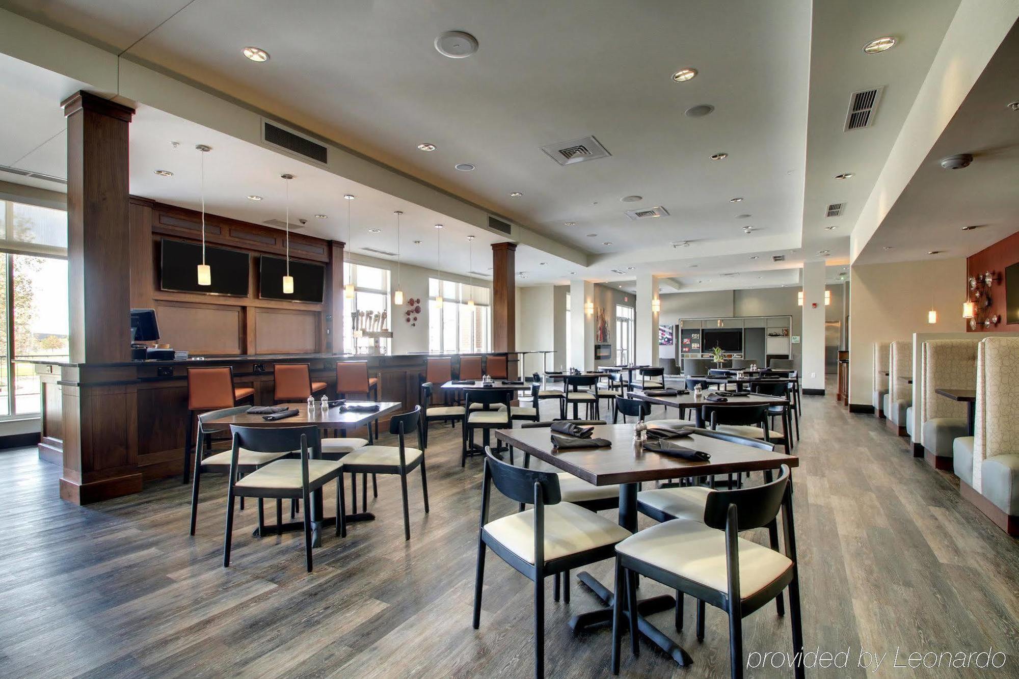 Holiday Inn & Suites Peoria At Grand Prairie By Ihg Exteriör bild