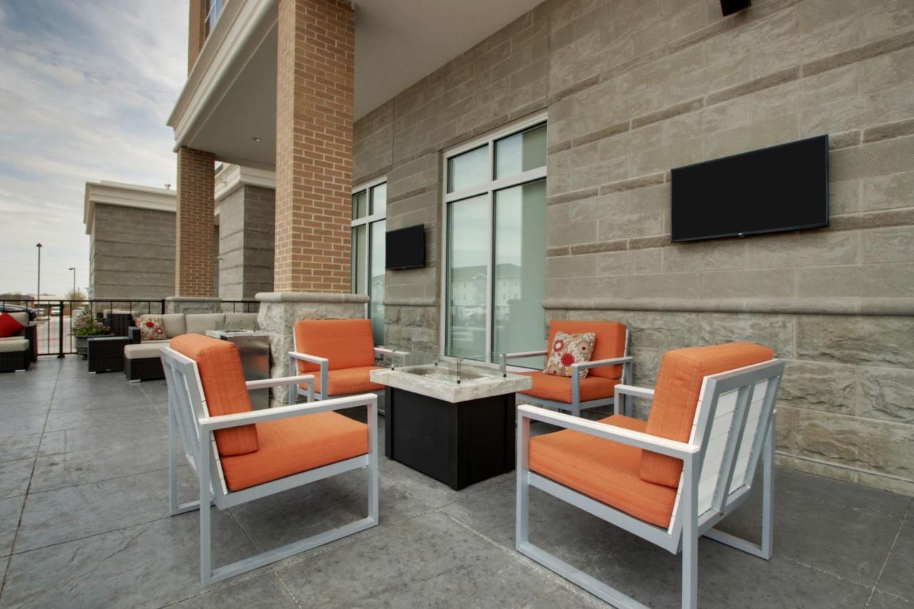 Holiday Inn & Suites Peoria At Grand Prairie By Ihg Exteriör bild
