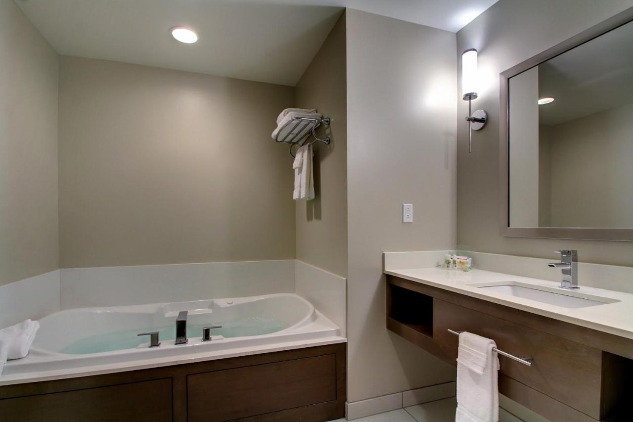 Holiday Inn & Suites Peoria At Grand Prairie By Ihg Exteriör bild